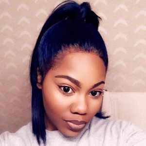 Meet your Posher, Nakisha